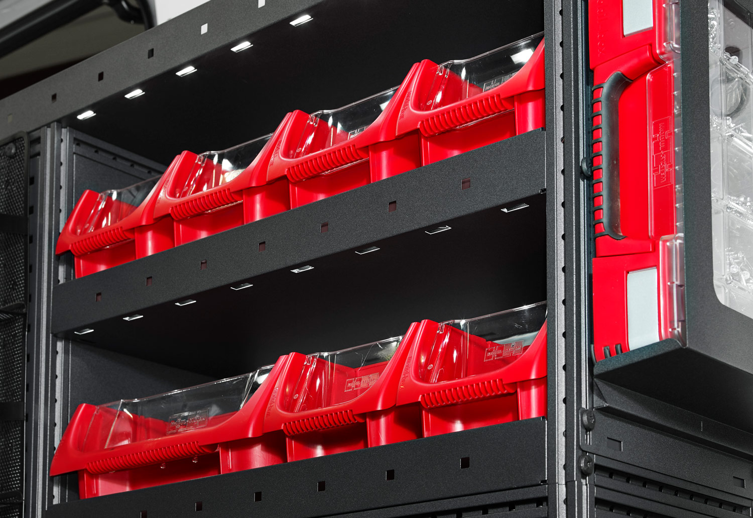 Modul-system laden netjes geordend